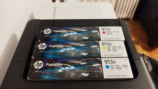 Impresora HP. PRO MFP 477  DW