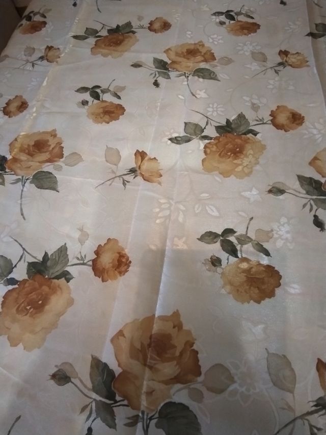 Copriletto in tessuto rasato