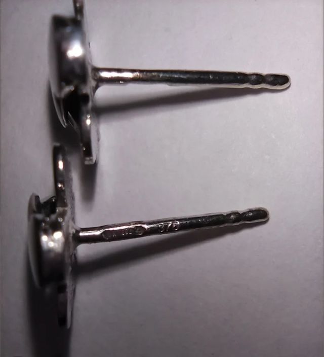 Collana e orecchini in oro