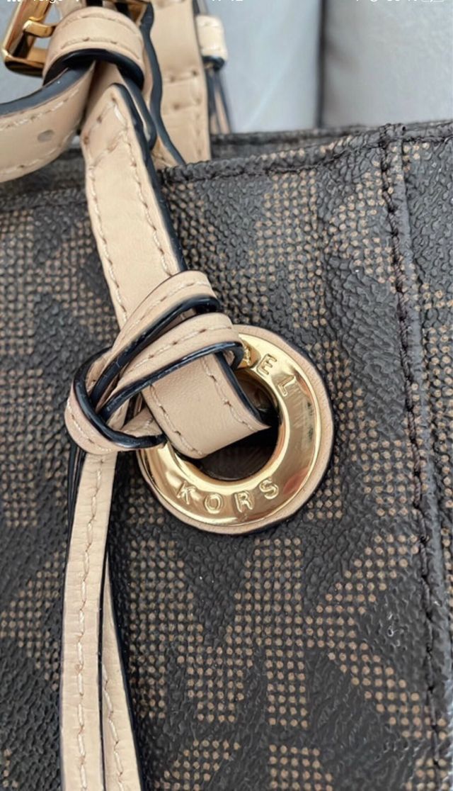 bolso de piel michael kors oro original