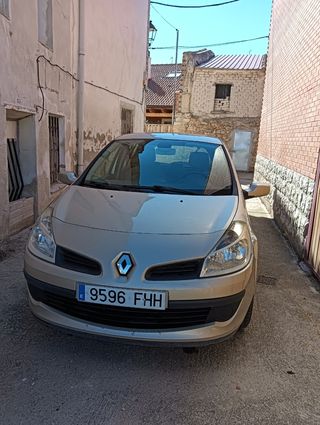 Renault Clio 2006
