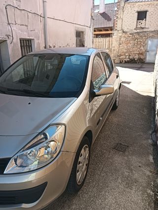 Renault Clio 2006