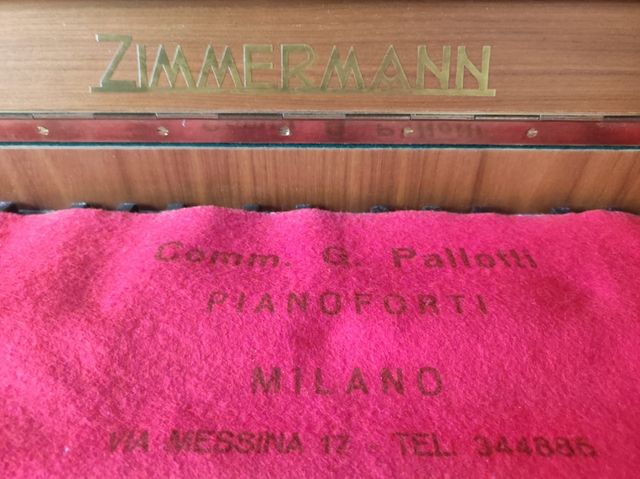pianoforte verticale Zimmerman