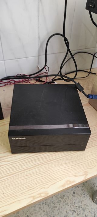 Reproductor sonido Samsung + Altavoces