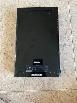 Nintendo Wii U con gamepad y mando a distancia.