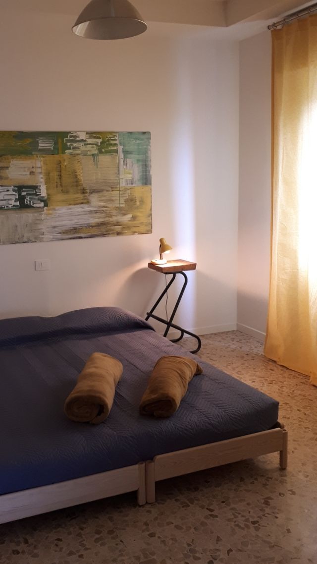 SGABELLO SEDIA COMODINO VINTAGE RARO DESIGN