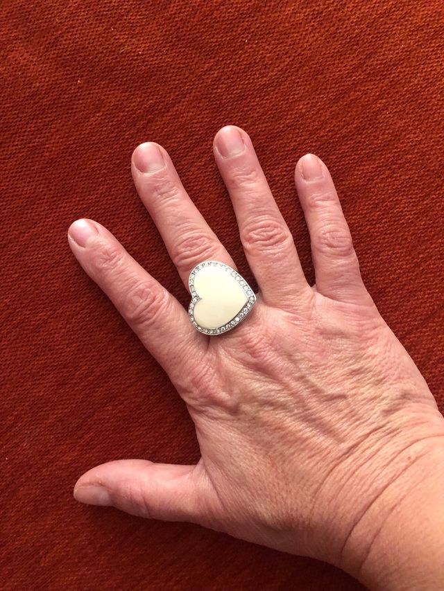 Anello cuore smaltato