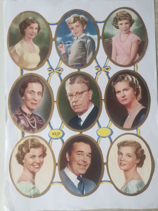 Lámina de cromos troquelados grande