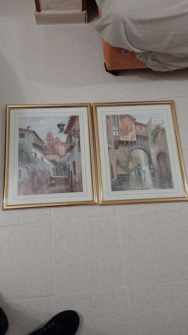 Lote de 20 cuadros enmarcados.