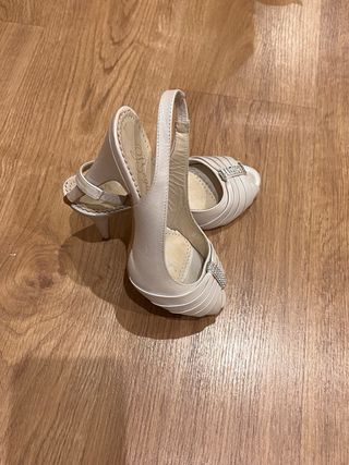 zapato novia talla 37 piel brillantes swarovski