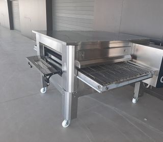 HORNO TUNEL PARA PIZZA  86 Pizzas por hora.