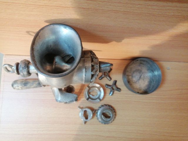 Tritacarne vintage antico