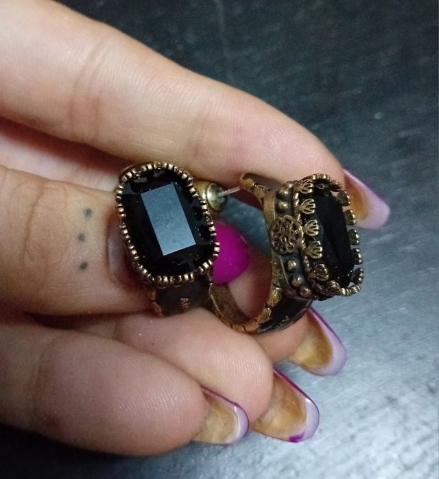 Pendientes Alex McQueen