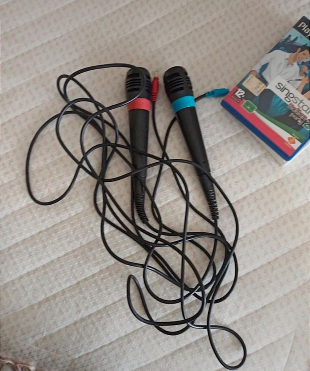 Sing star per PS2 con microfoni
