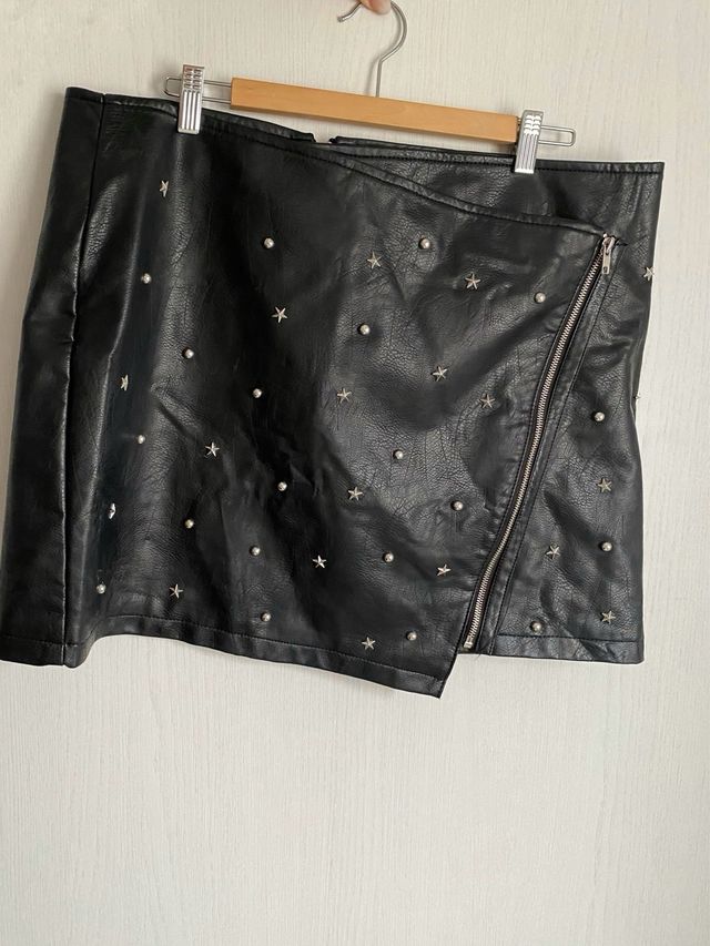 Falda corta negra Plus size nueva