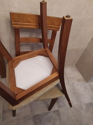 Sillas de comedor de madera