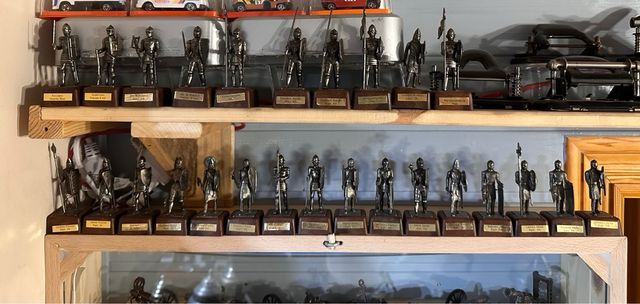 Coleccion antigua de sacapuntas guerreros