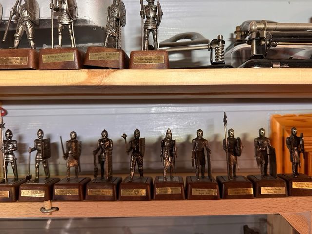 Coleccion antigua de sacapuntas guerreros