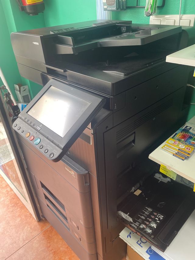 IMPRESORA PROFESIONAL KYOCERA 4052ci