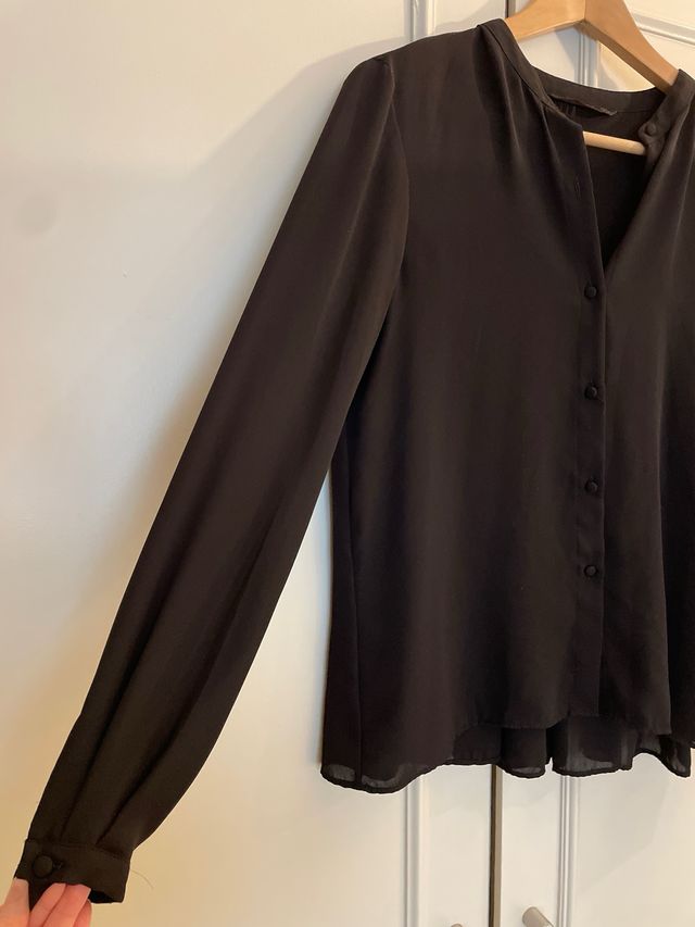 Camisa negra mujer cuello mao ZARA