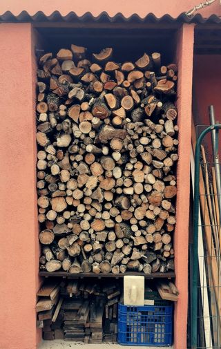 Leña para barbacoa chimenea cajas de 15 kilos