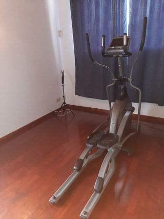 Elíptica profesional Vision Fitness