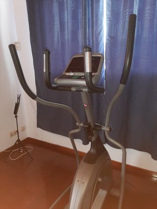 Elíptica profesional Vision Fitness