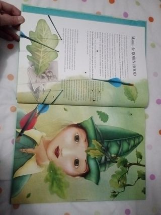 Libro "Un Mundo de Mamás Fantasticas"