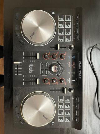 Mesa de Mezclas Hercules Universal DJ