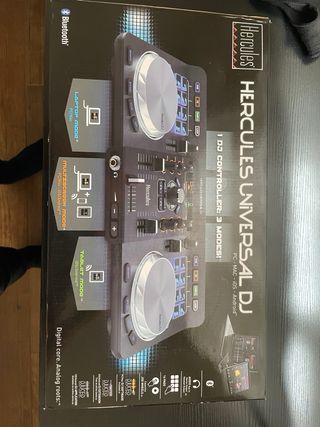 Mesa de Mezclas Hercules Universal DJ