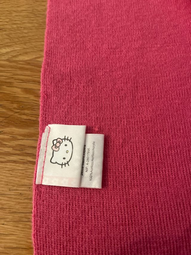 Gorro y bufanda Hello Kitty