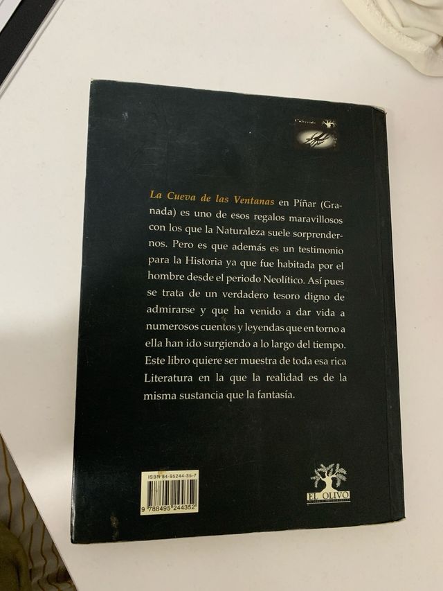 Libro A la luz de las sombras