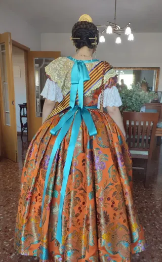 Traje de fallera
