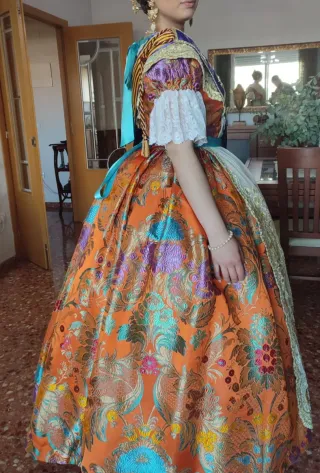 Traje de fallera