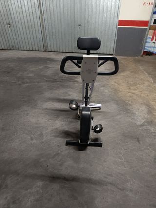 BICICLETA ESTÁTICA 
