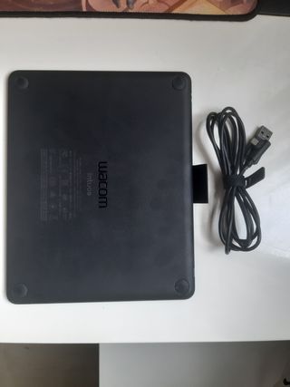 Tableta Intuos Wacom de cable