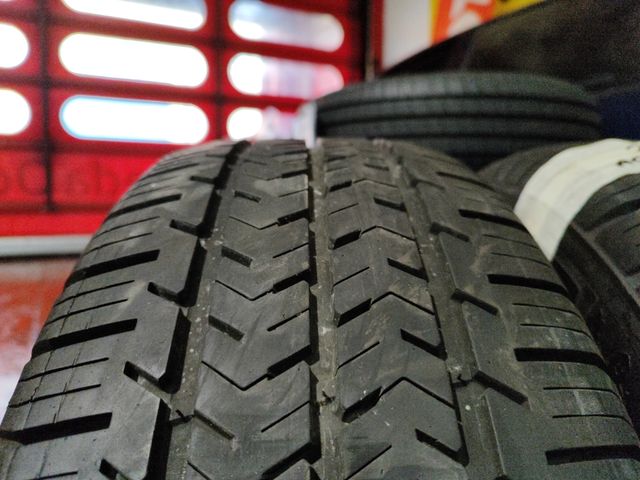 Michelin 215/60R17 104H