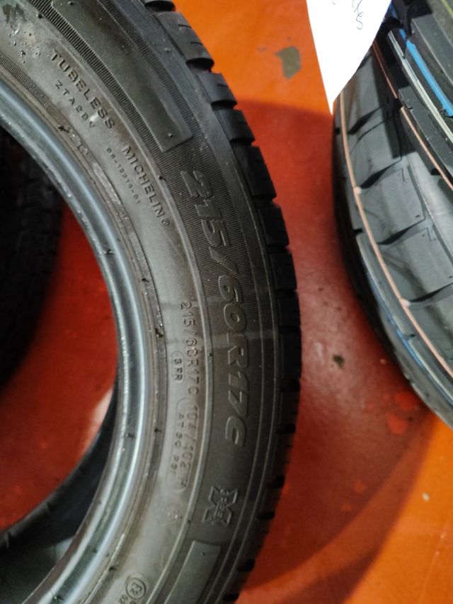 Michelin 215/60R17 104H