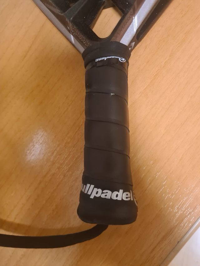 raqueta Bullpadel