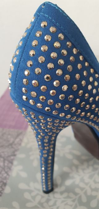 Zapatos azules tacón alto y plataforma