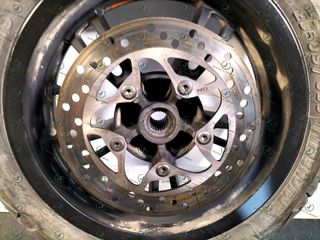 LLANTA TRASERA COMPLETA DAELIM S3