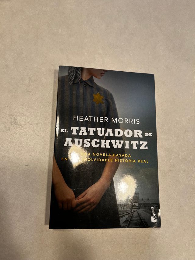 Libro ''El tatuador de Auschwitz''