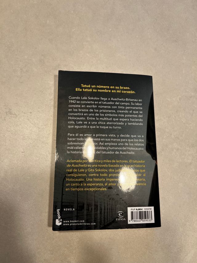 Libro ''El tatuador de Auschwitz''