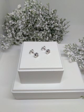 Pendientes oro blanco 750 mm., dormilonas diamante