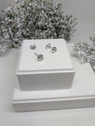 Pendientes oro blanco 750 mm., dormilonas diamante