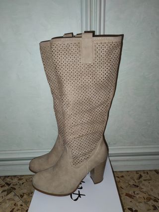 Stivali beige donna