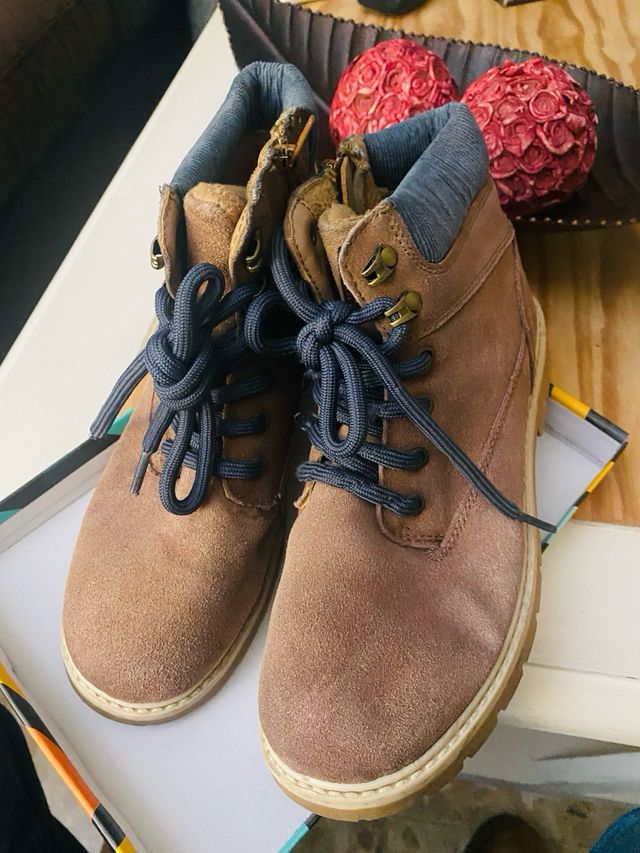 botas nº38 Sfera Kids