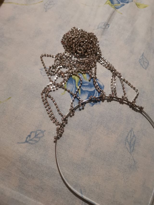 Cerchio per i capelli molto bello 