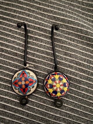 appendi i di porcellana decorati