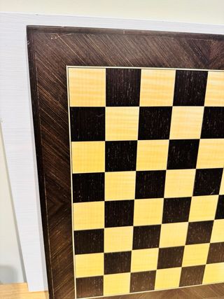 Tablero de ajedrez madera antiguo